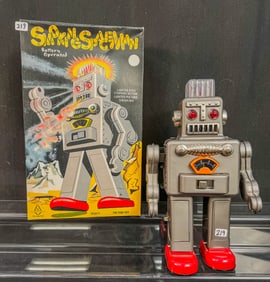 Smoking Spaceman Robot by Tin Tom Toy c. 2001, New in Box