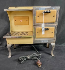 Empire Metal Ware Co. Electric Doll Stove C. 1930's