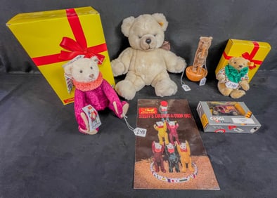 Vintage Group of Steiff Plush Toy Bears