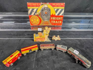 Louis Marx TIn Litho "Miniature Mewchanical " Keywind Train in original Box C1950';s