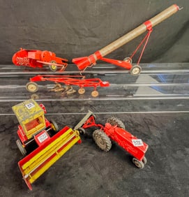Group of Vintage  Die-cast Metal Farm Toys