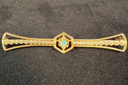 10K Gold and Opal Edwardian Bar Pin