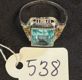 10K White Gold Aquamarine Ring