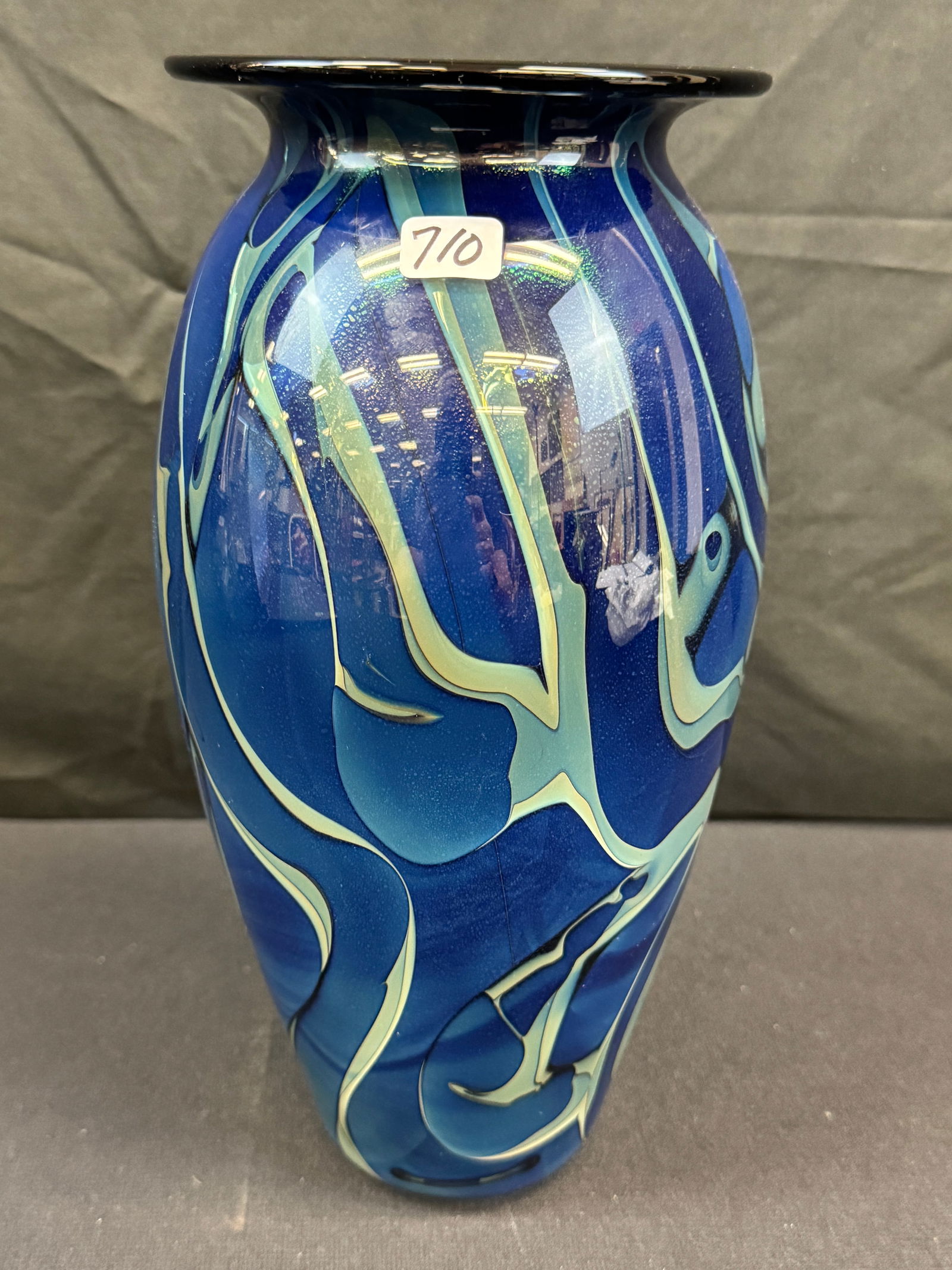 Robert Eickholt 10.5" Vase c2005, Signed: A tall blue hand blown art glass vase by American artist Robert Eickholt (1947- ). It is signed on its polished base Eickholt and dated 2005. In Excellent condition.