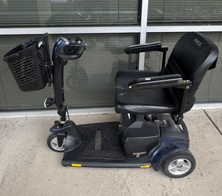 GoGo Electric Scooter Pride