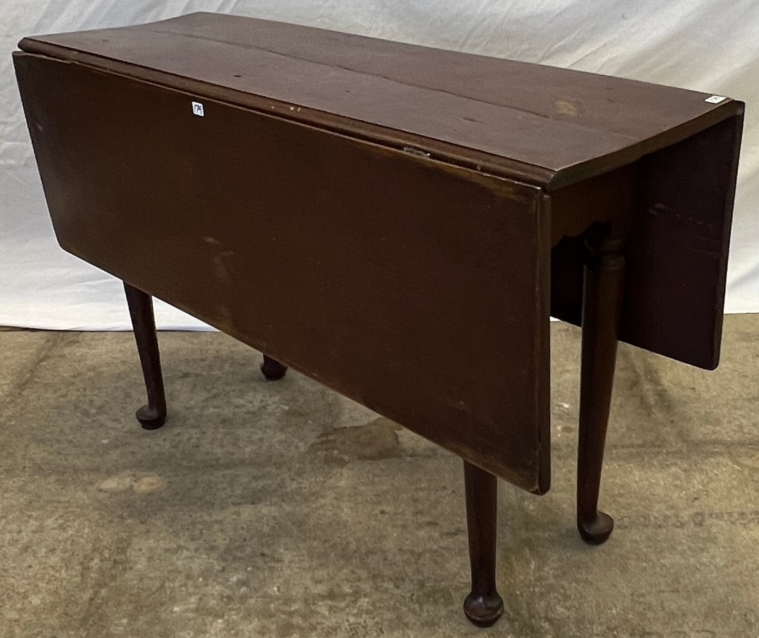 18th Century Queen Anne Drop-Leaf Table - 5