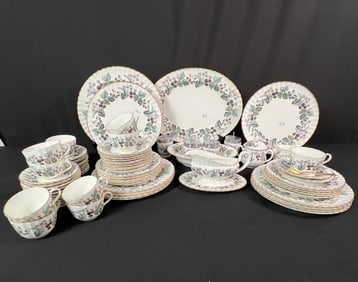 Royal Worcester Lavinia Dinner Set