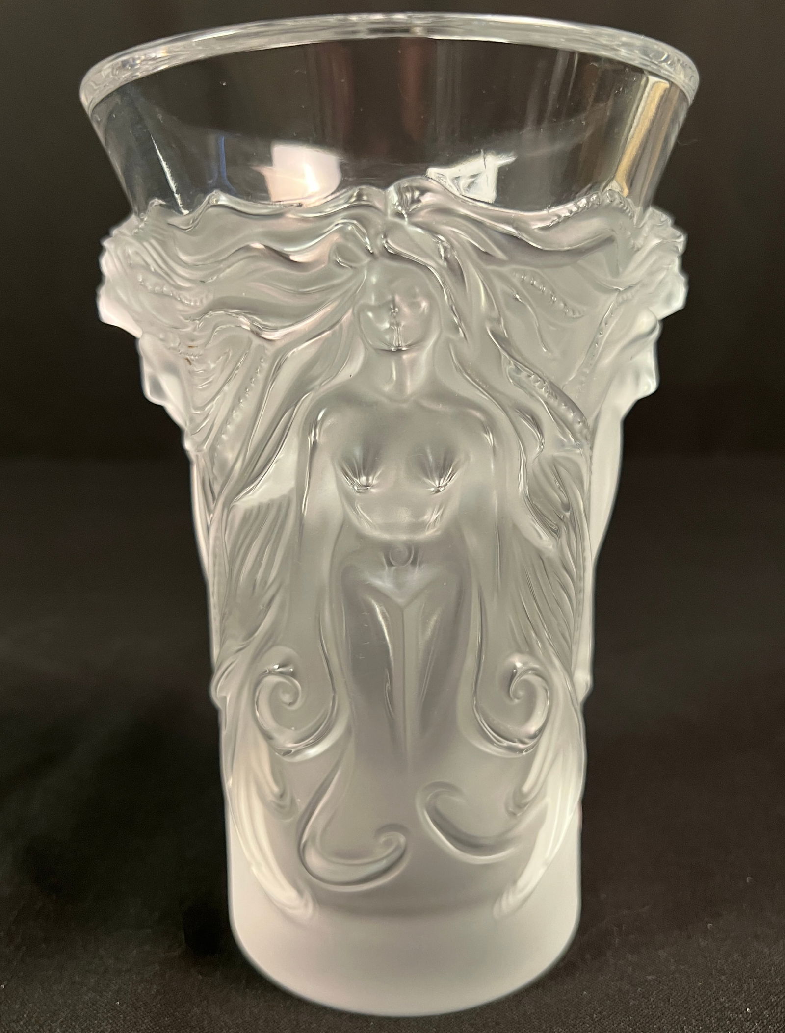 Lalique Fantasia Crystal Vase (1 of 7)