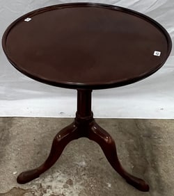 Round Side Table
