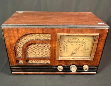 1938 Stromberg Carlson Raido Model 326H