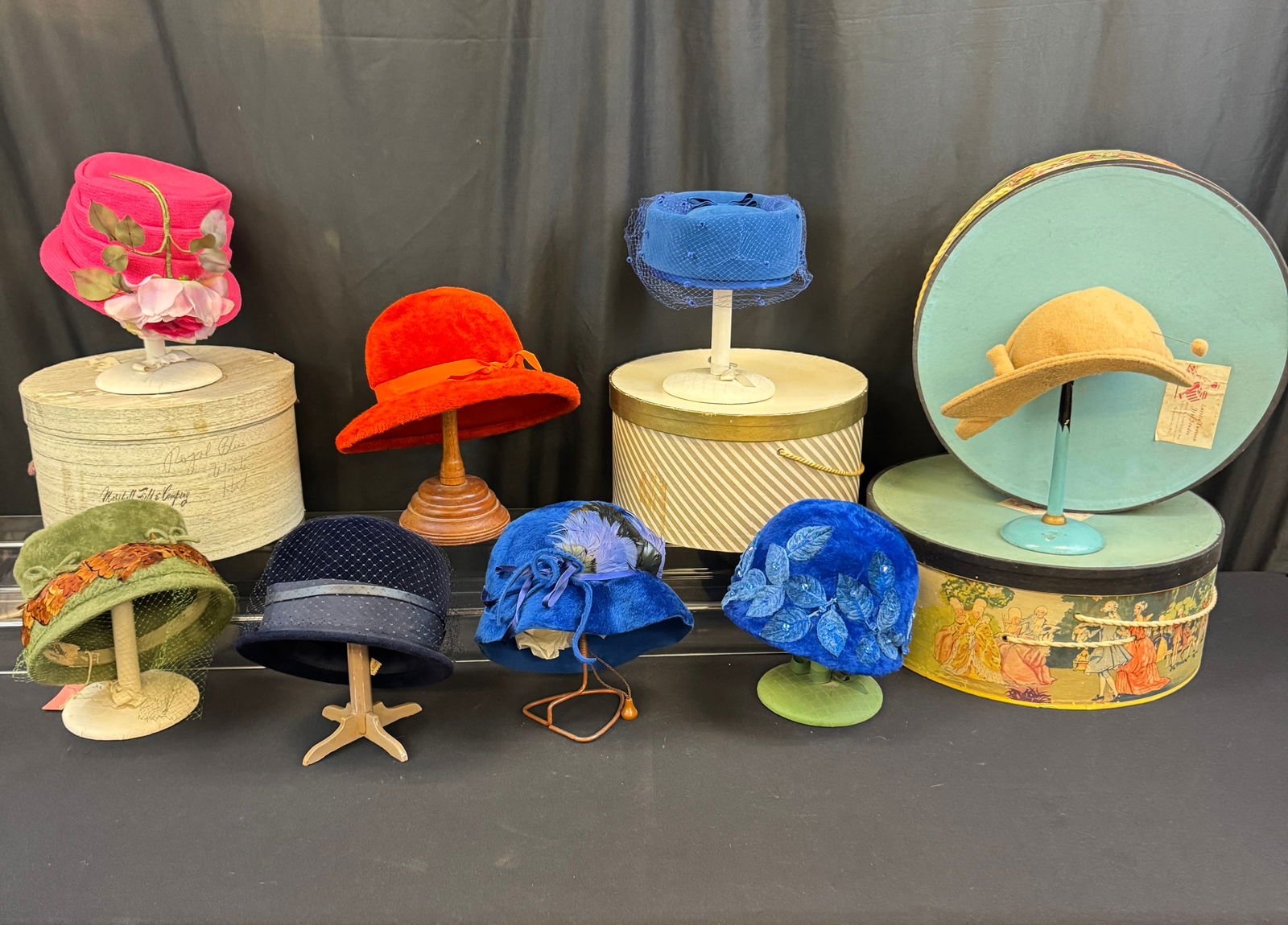 Vintage Group of Ladies Hats and Hat boxes c.1950/60's (1 of 13)