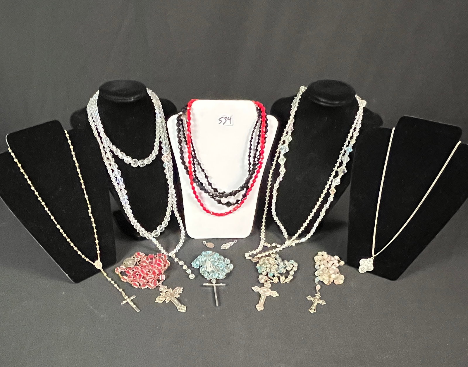 Vintage Group of Ladies Czech Crystal Necklaces and Rosaries c1940/50's.: A vintage group of Czech glass women's necklaces and rosaries to include Jet, Aurora Borealis, and more!