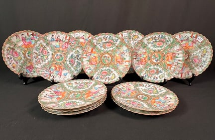 10 Rose Medallion Luncheon Plates