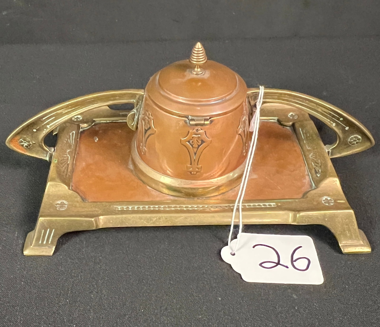 Art Nouveau Inkwell Attributed to Heintz: An Art Nouveau/Arts and Crafts style inkwell in copper attributed to Heintz. This inkwell is an excellent example of the transitional period from Art Nouveau to Arts and Crafts and features a hammered