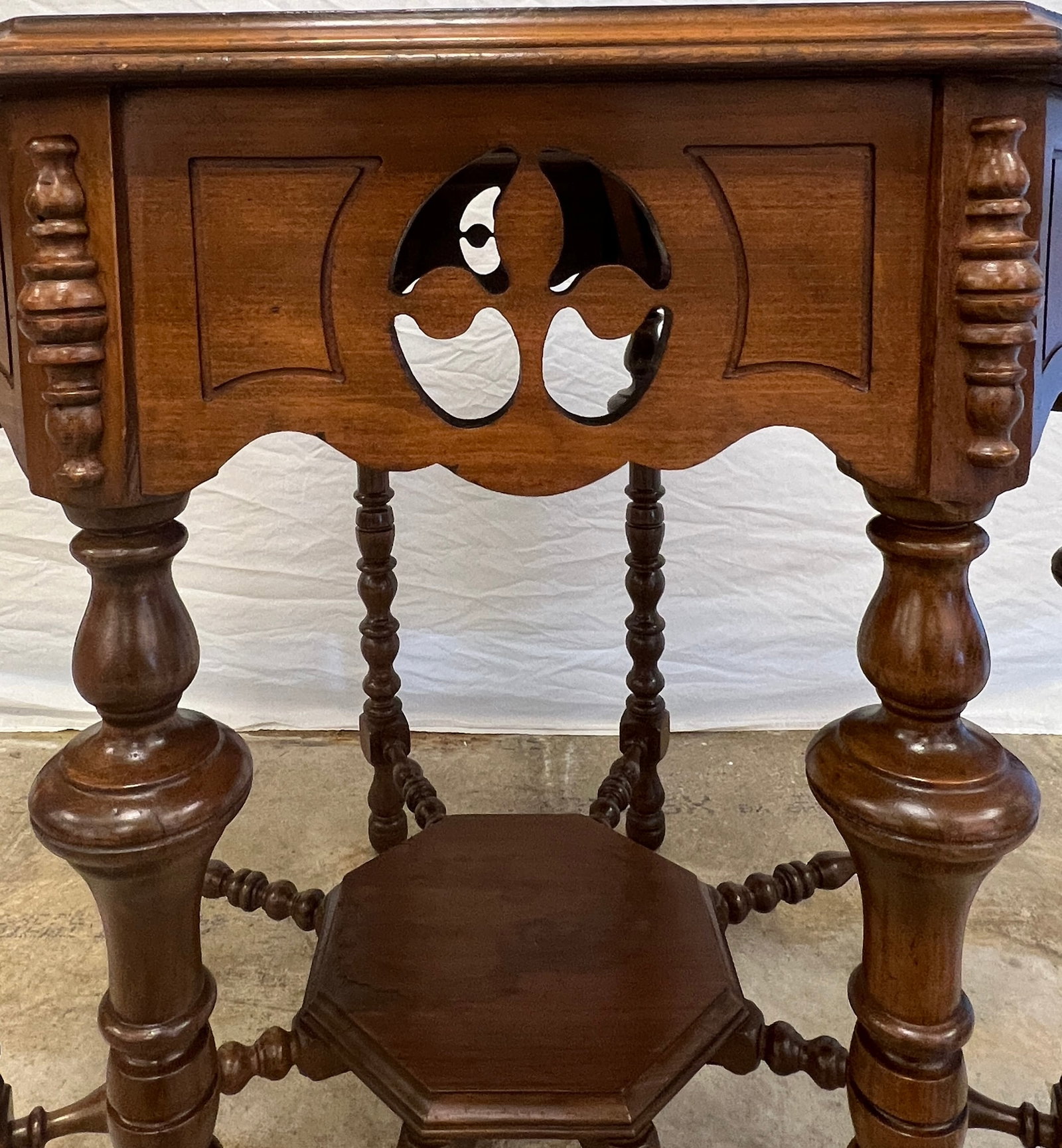 1920s Octagonal Parlor Table - 6