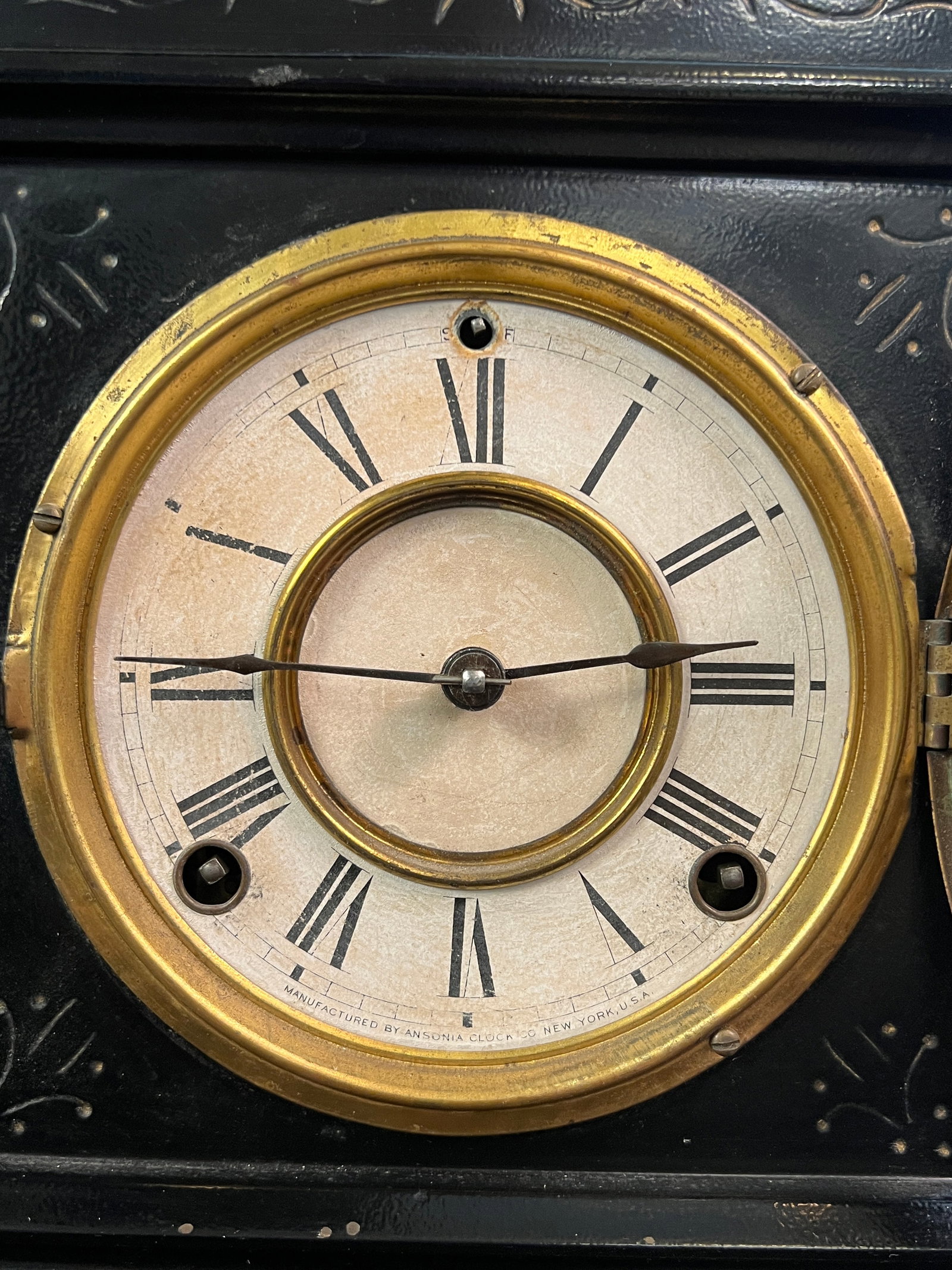 Victorian Mantel Clock - 5