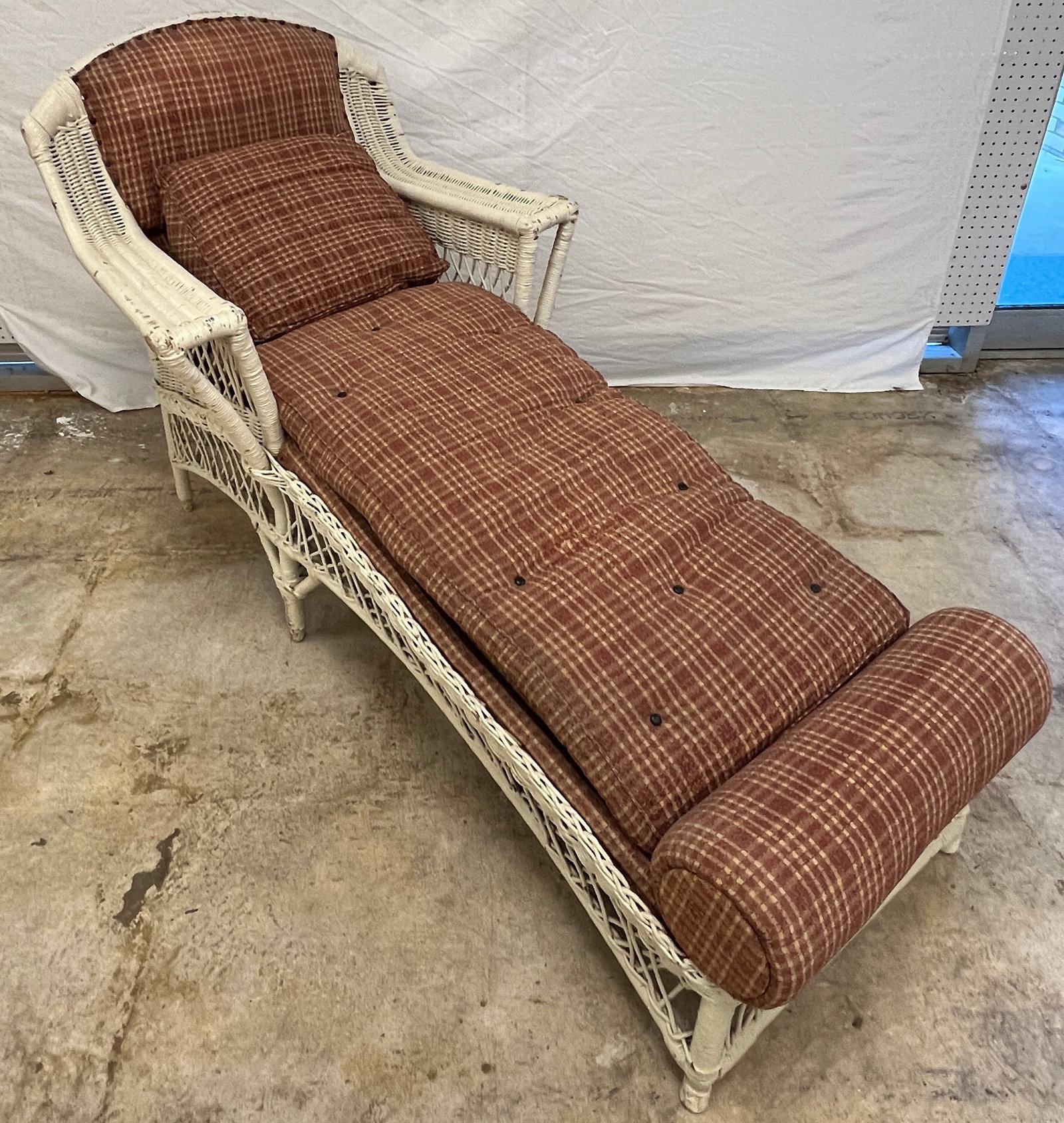 Rare Victorian Wicker Chaise Lounge C1890/1900 (1 of 7)