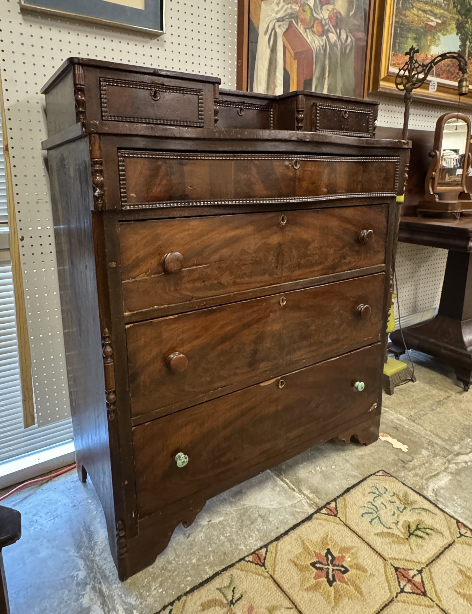 Hanky Dresser with Pie Crust Edging (1 of 6)