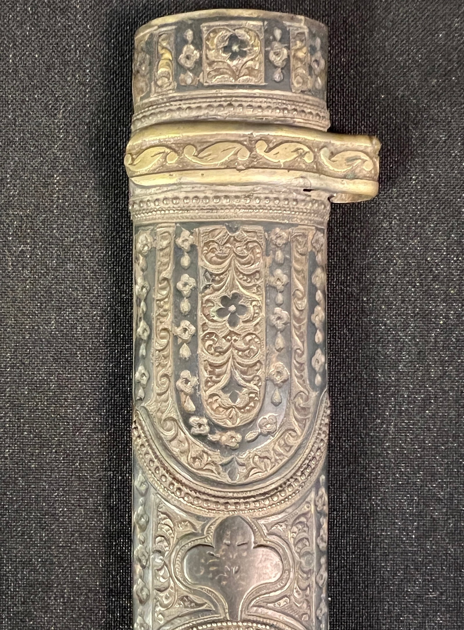18th Century Middle Eastern Silver Dagger - 6