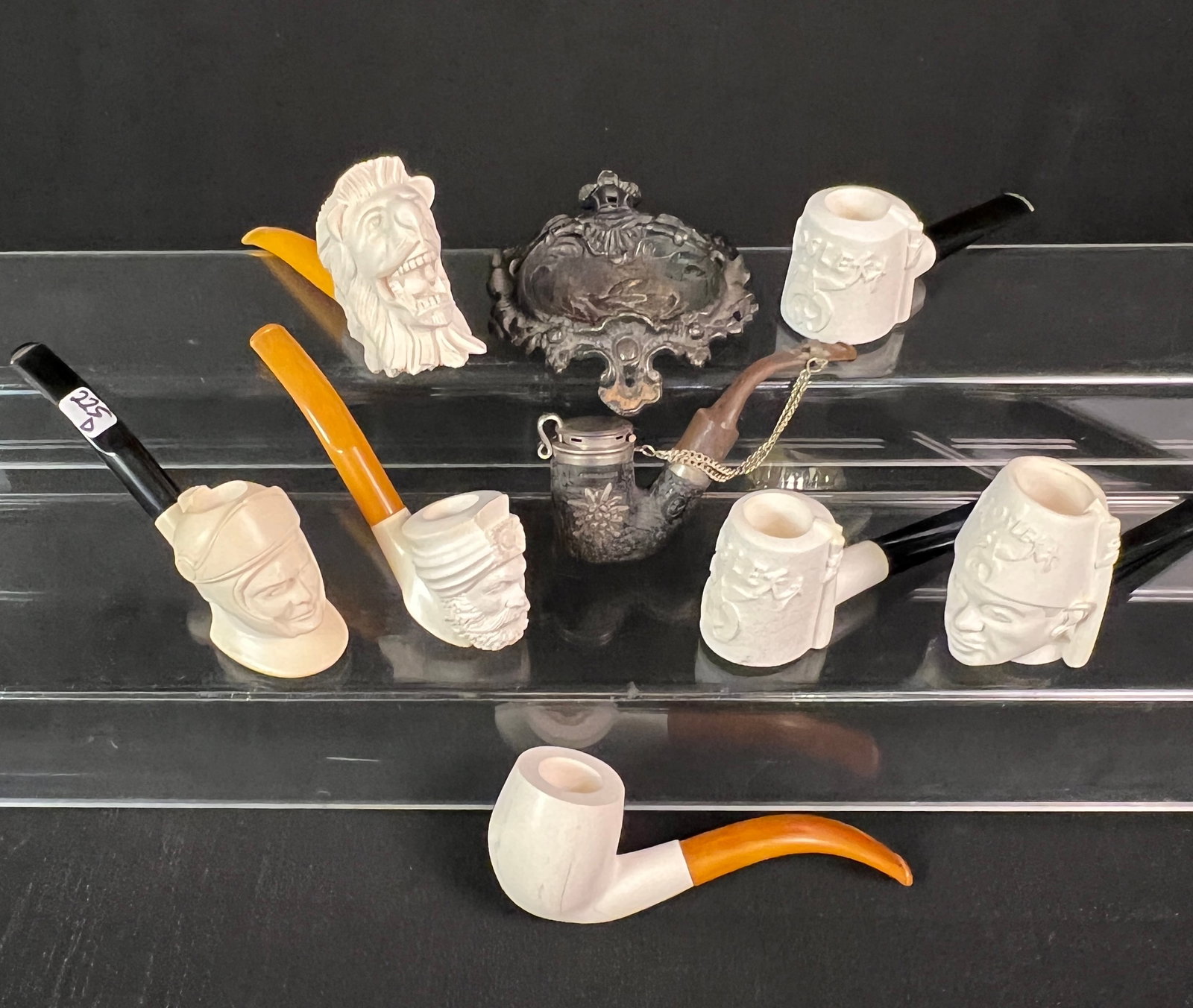 7 Meerschaum Pipes (1 of 7)