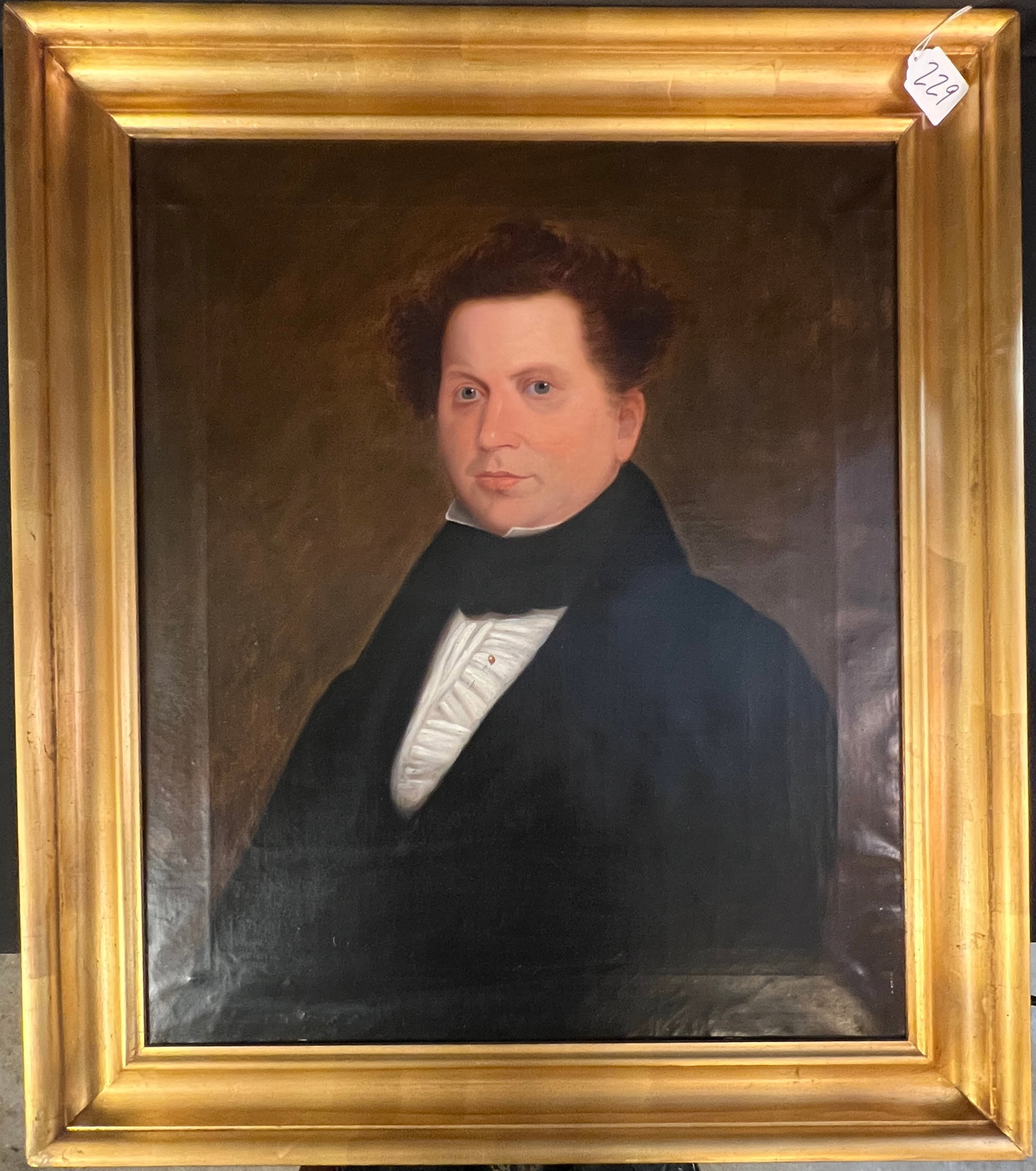 Oil on Canvas Portrait of Gentleman C. 1820: A quality framed oil on canvas of a gentleman with a cravat pin in excellent condition. It measures 35.5" tall X 31.5" across, framed.