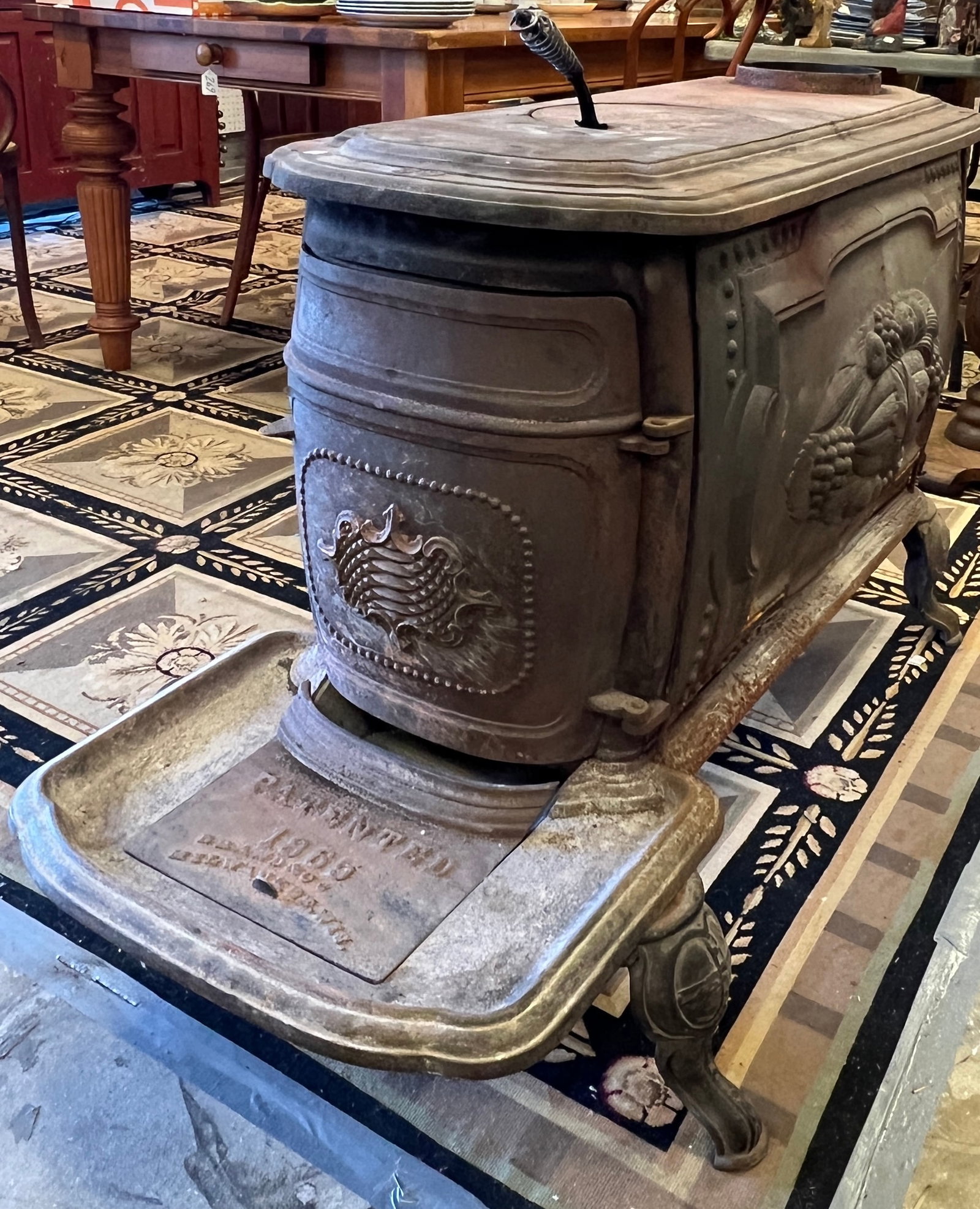 1865 Cast Iron Cook or Parlor Stove (1 of 7)