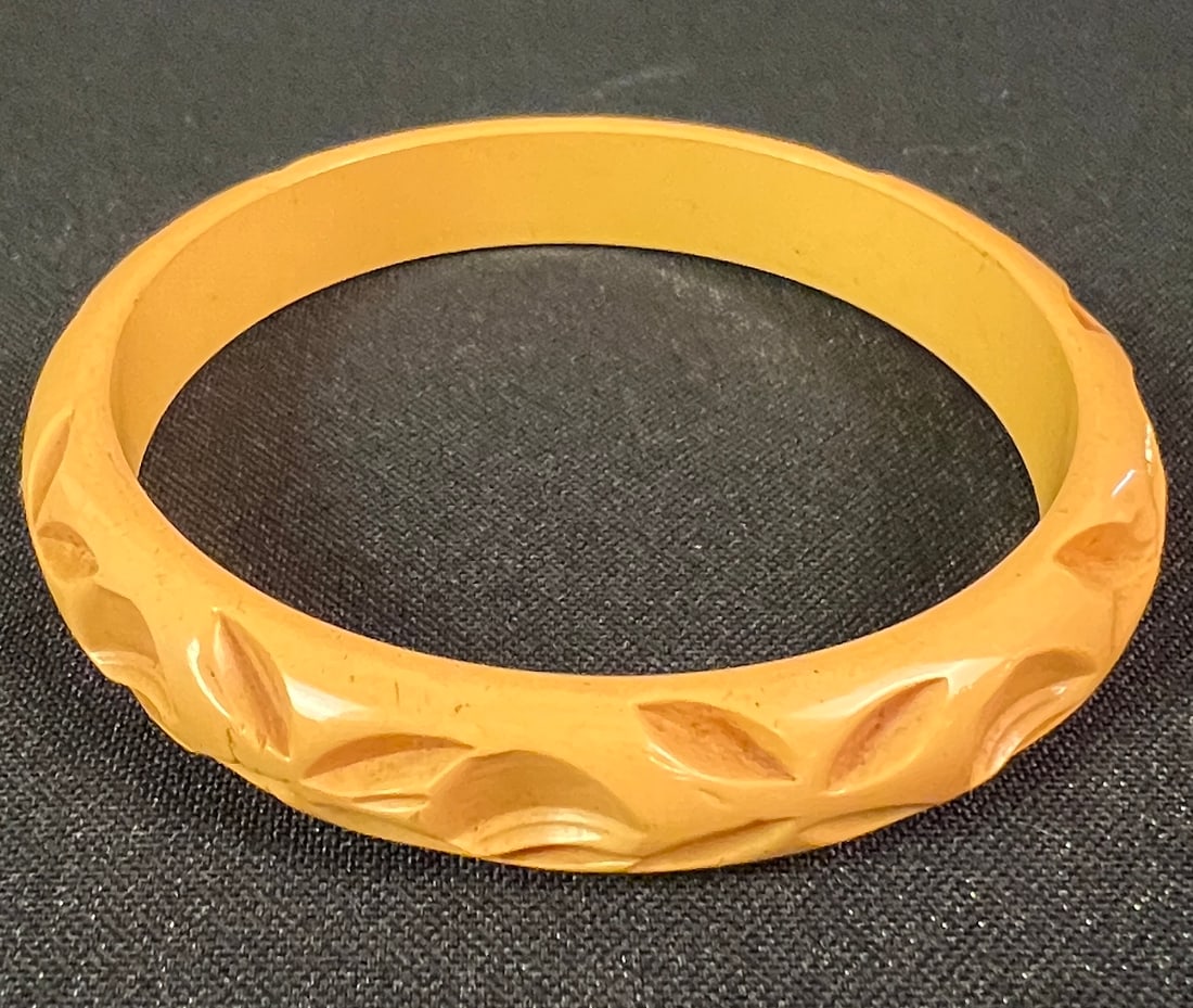 Bakelite Bracelets - 6