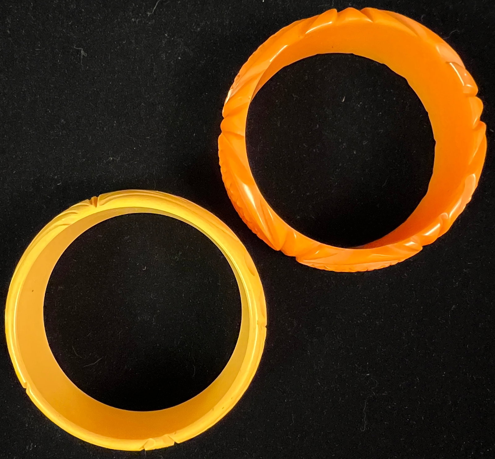 4 Bakelite Bracelets - 5
