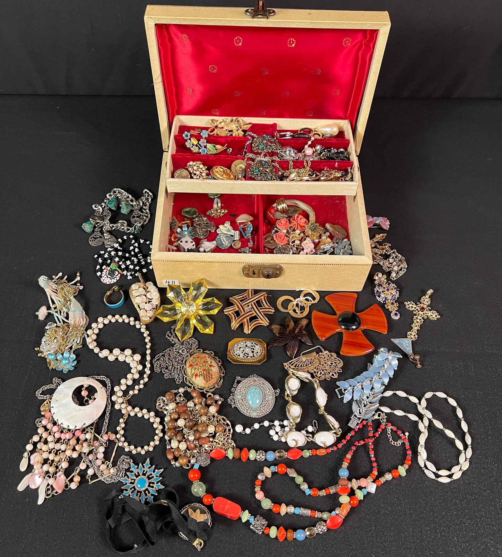 Huge Lot of Costume Jewelry w/ Box: A huge lot of costume jewelry to include necklaces, bracelets, brooches, pendants, crosses, rings, semi-precious stones, and so much more in a two-tiered jewelry box.