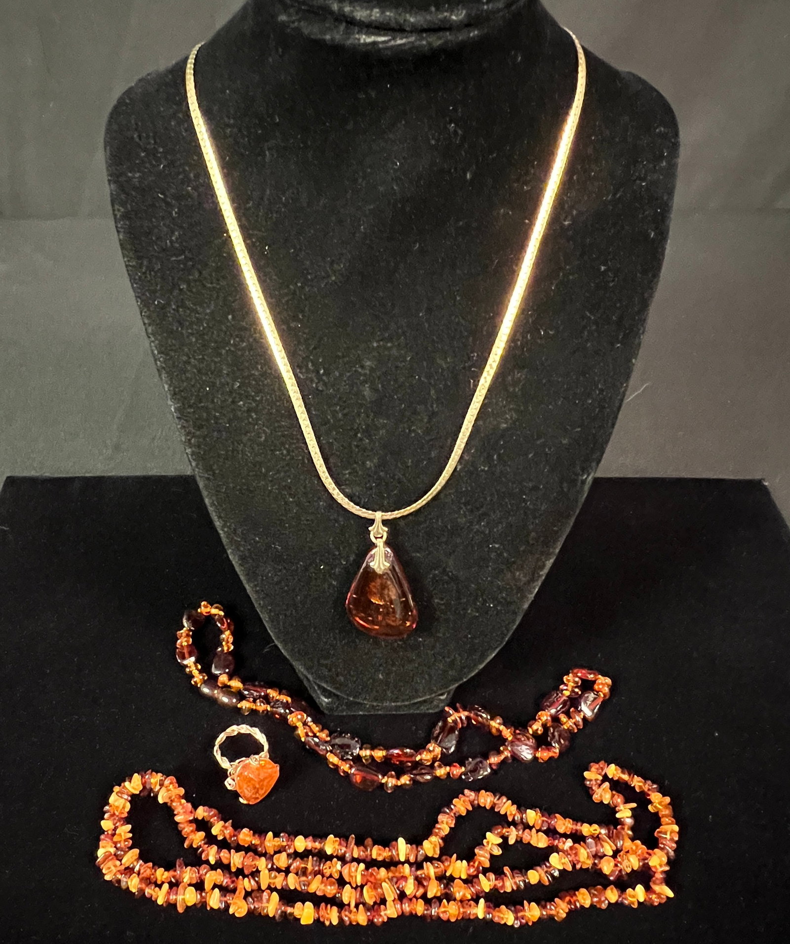 Amber Jewelry Lot (1 of 7)