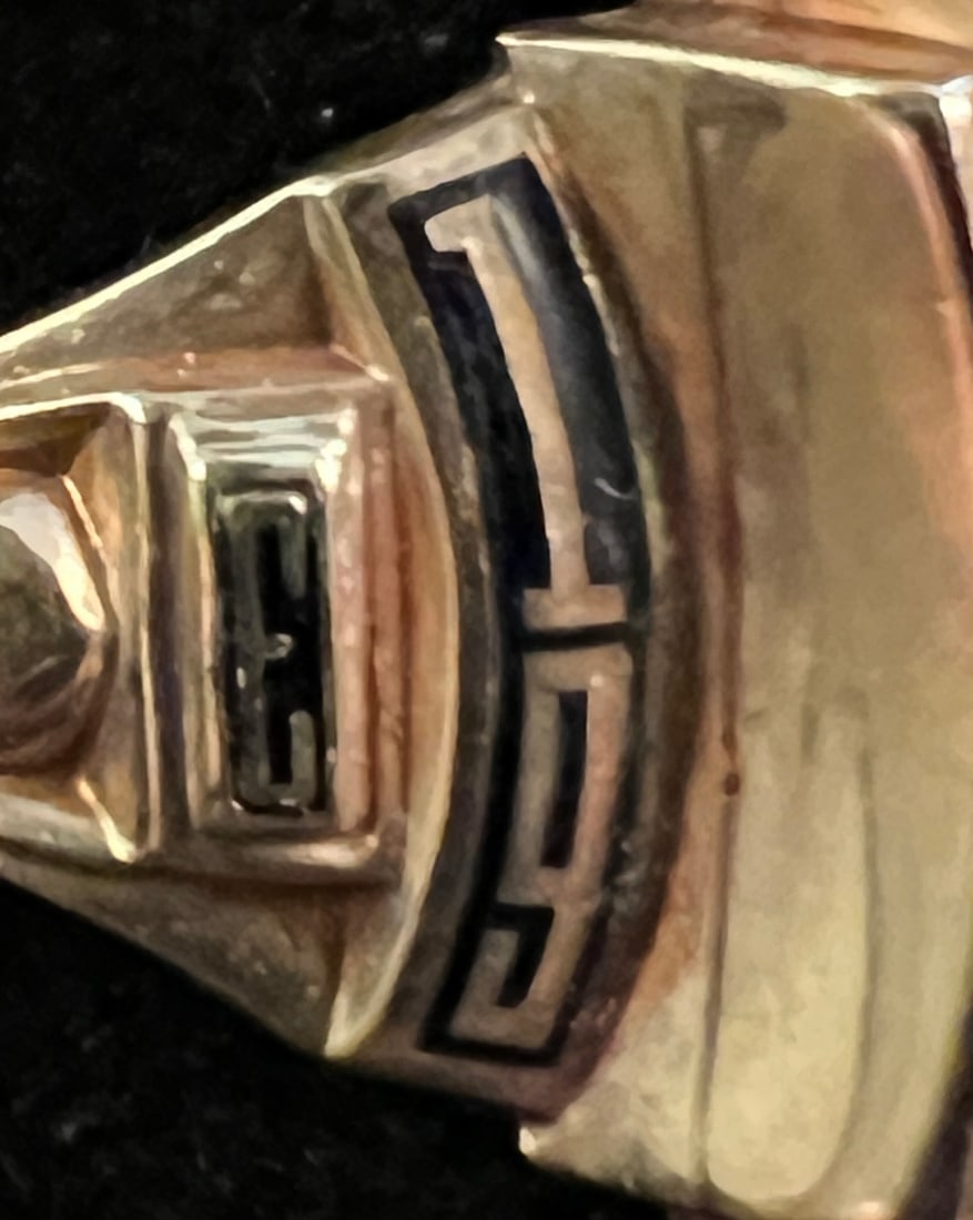 10K Gold Class Ring - 8