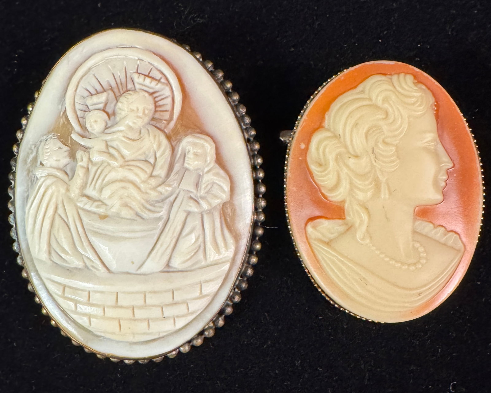 Two Vintage Carved Cameos (1 of 6)