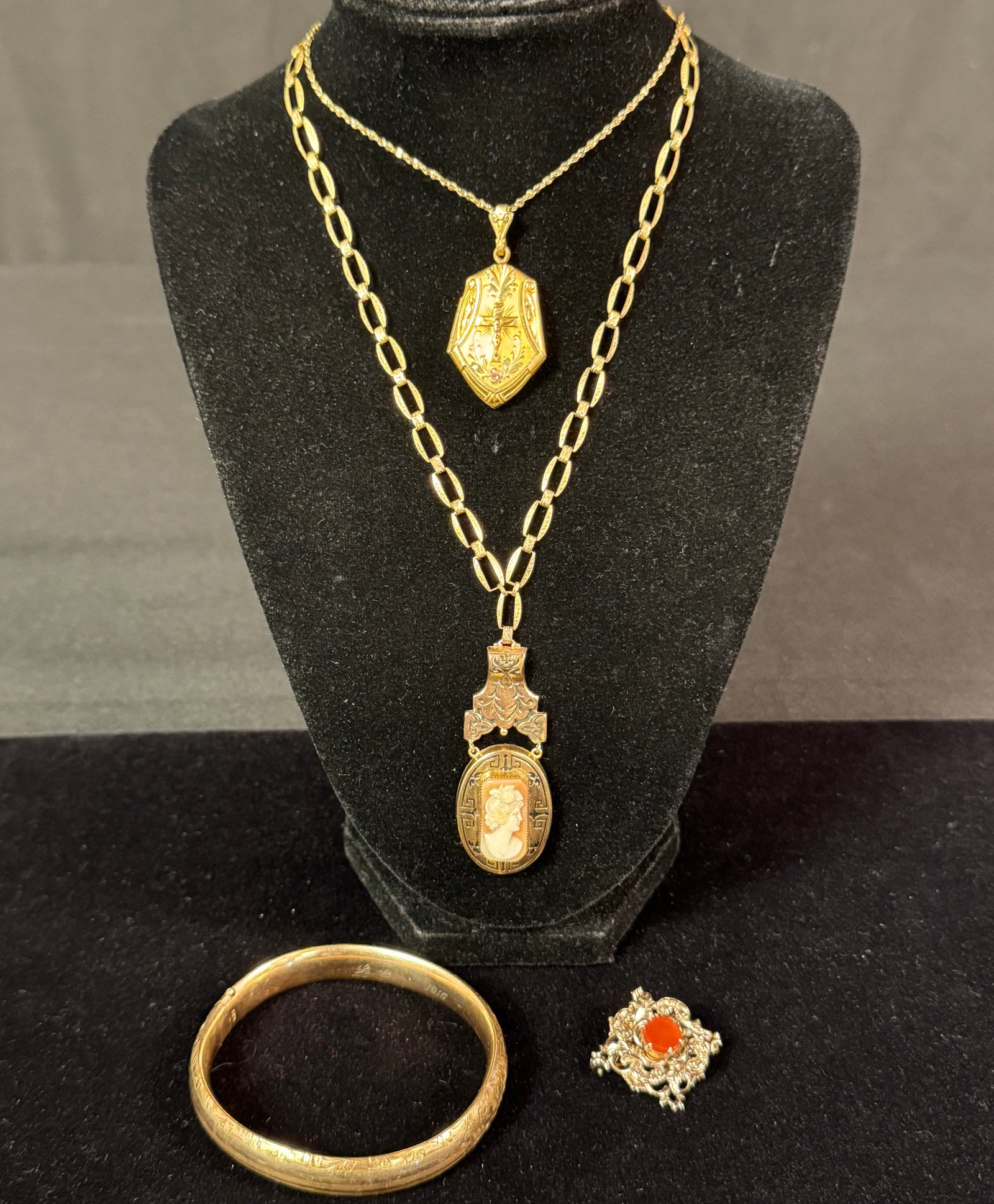 Group of Victorian Gold Filled Jewelry (1 of 7)