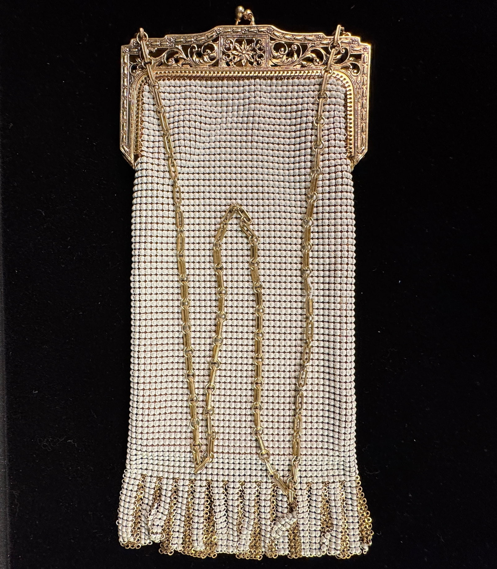 1920s Whiting and Davis Mesh Ladies Evening Bag (1 of 5)
