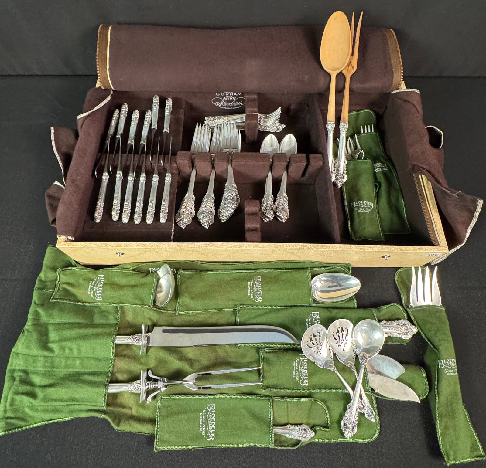 Grand Baroque Sterling Flatware Service for 12 & Serving Pieces (1 of 8)