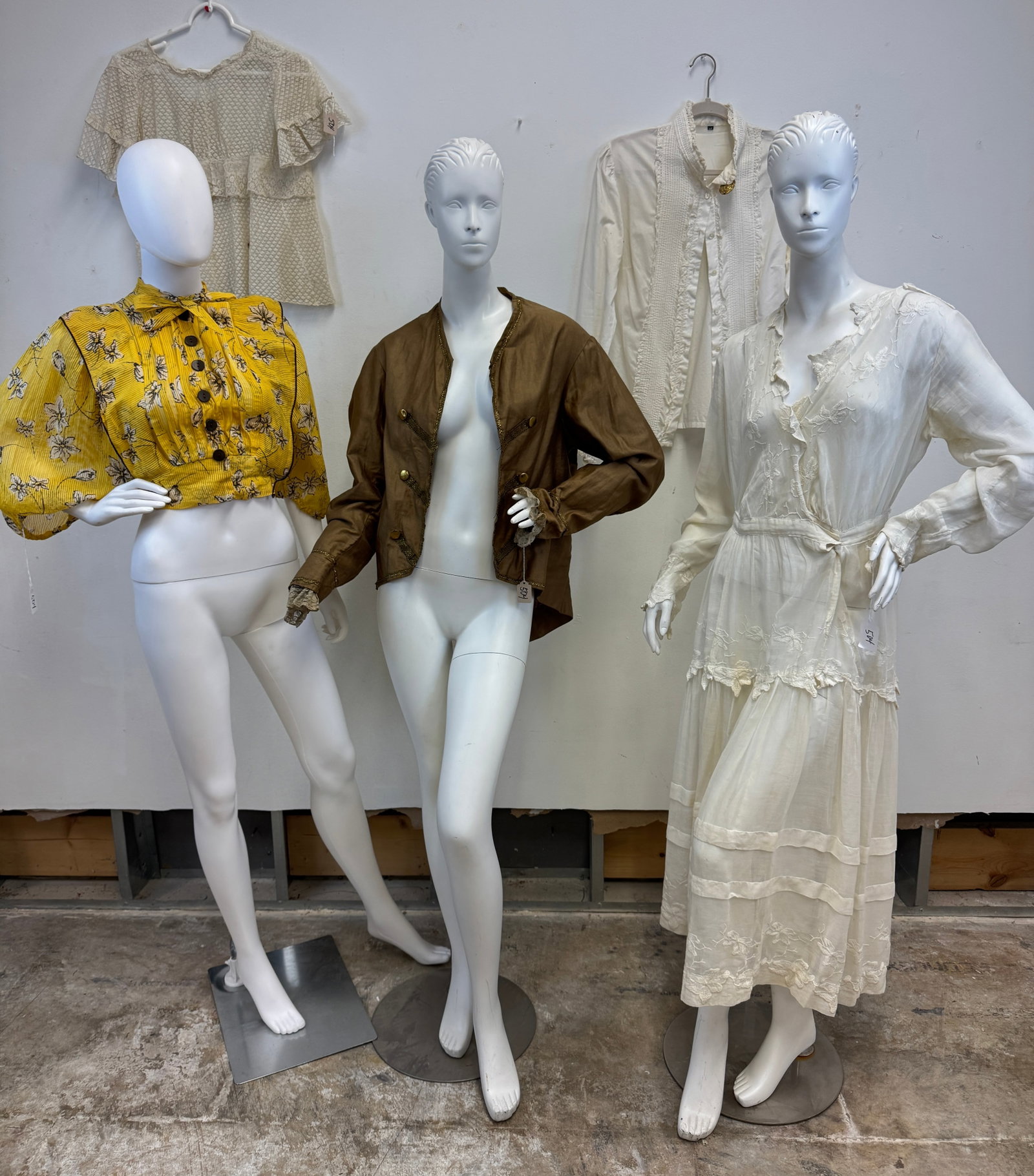 Victorian Group of Ladies Garments, Lawn Dress, More!: A group of ladies Victorian garments to include a white gauzy floral embroidered lawn dress (28" waist), an ecru polished cotton loose fitting ladies jacket with gold braided trim, floral ling and lac