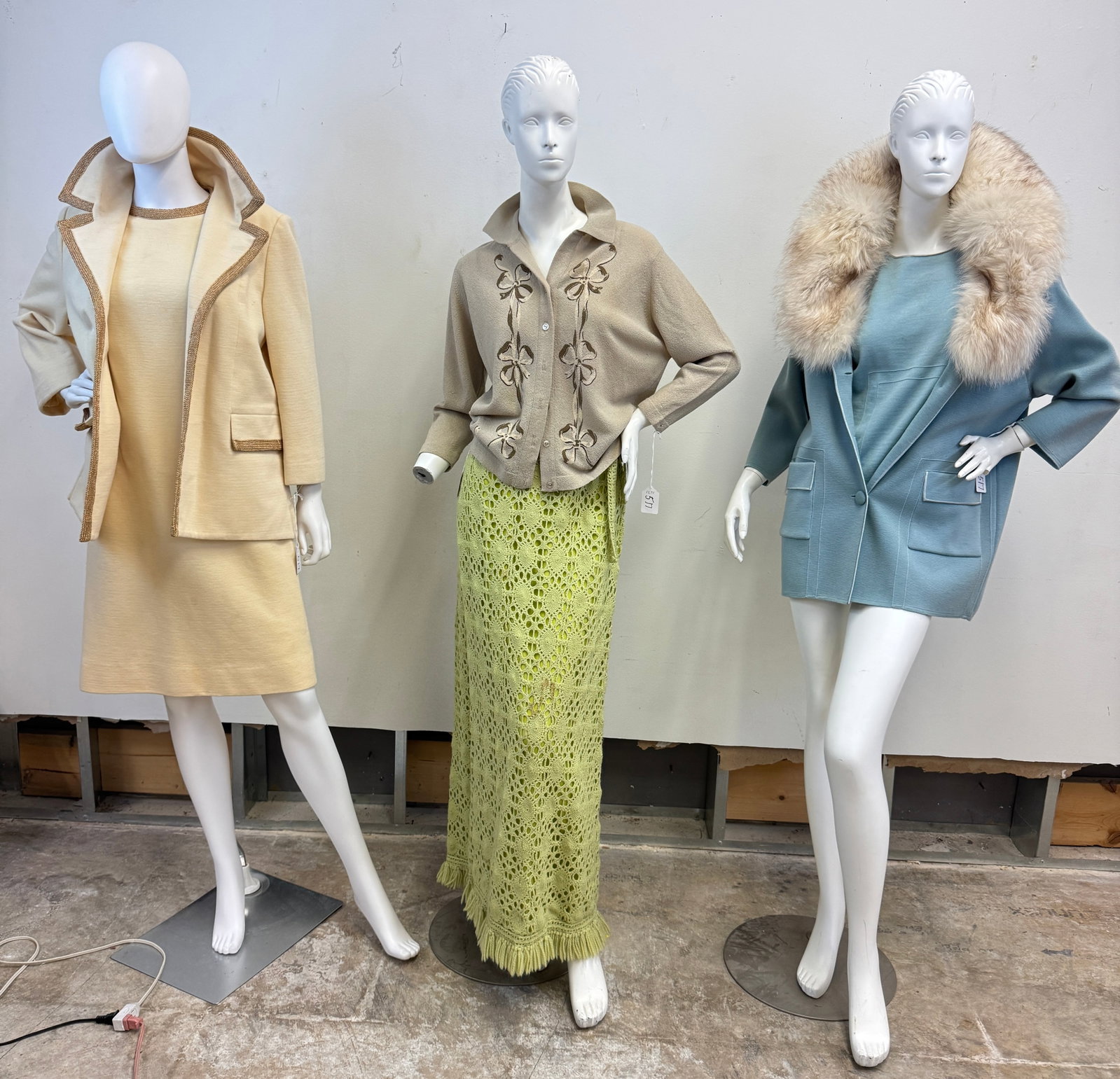 Vintage Group of Ladies Knitwear: A vintage group of ladies knitwear to include a 60's Italian wool 2 piece jacket and sleeveless shell that features an oversized fox collar by Coattail (jacket in excellent condition, 2 small moth hol