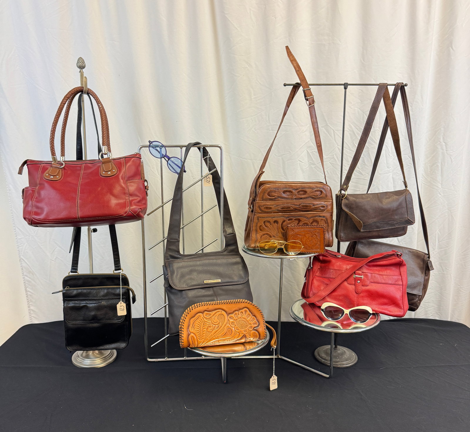 Group of Vintage Leadies Lather Handbags (1 of 20)