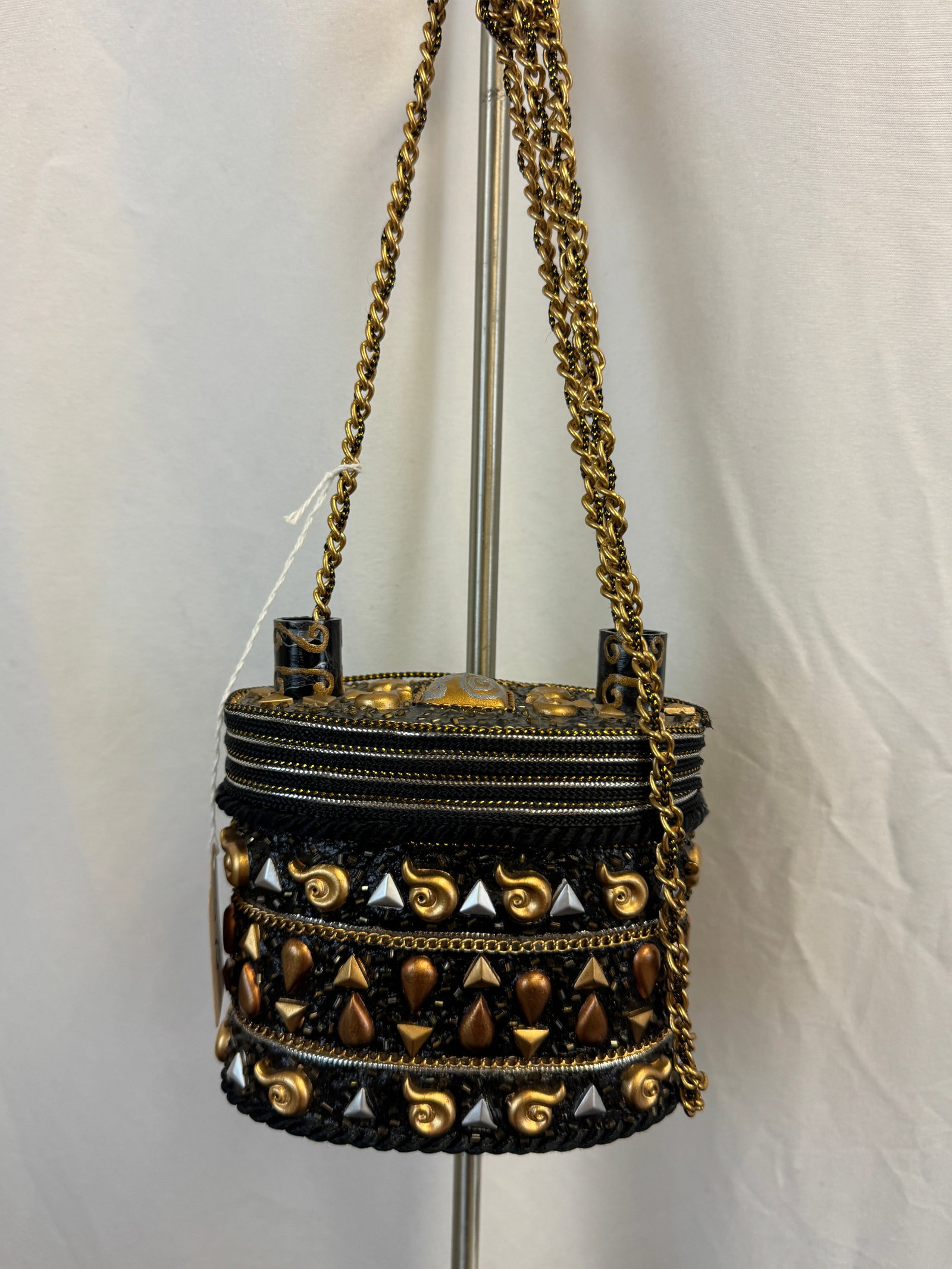 4 Vintage Straw Purses - 8