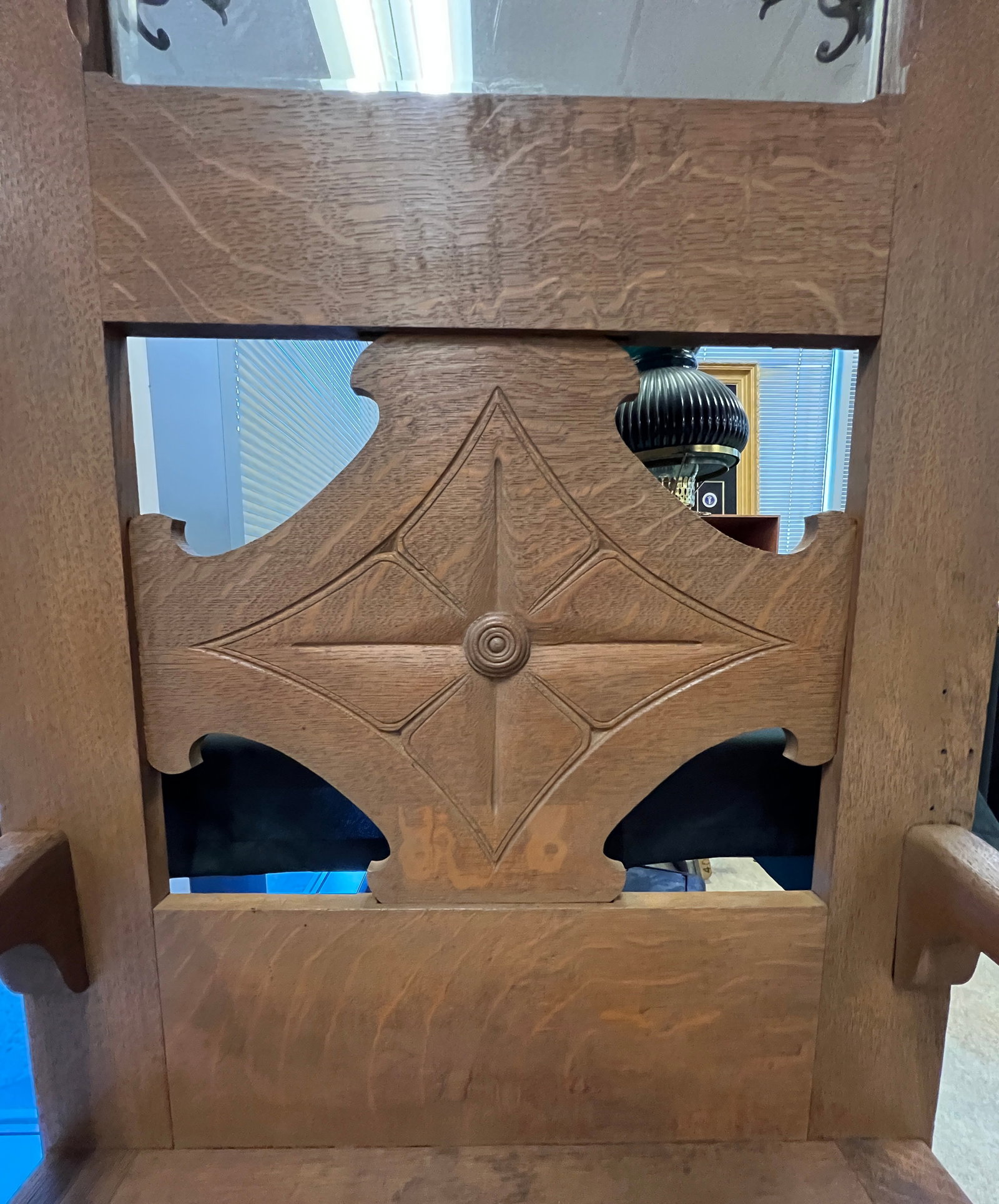 Oak Entryway Seated Hall Tree - 6