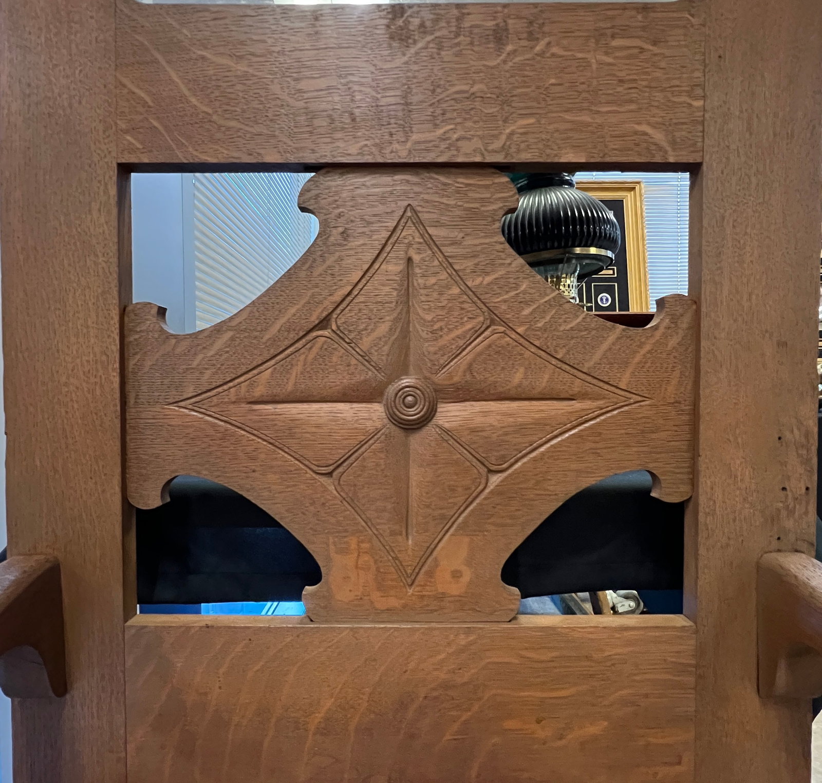Oak Entryway Seated Hall Tree - 7