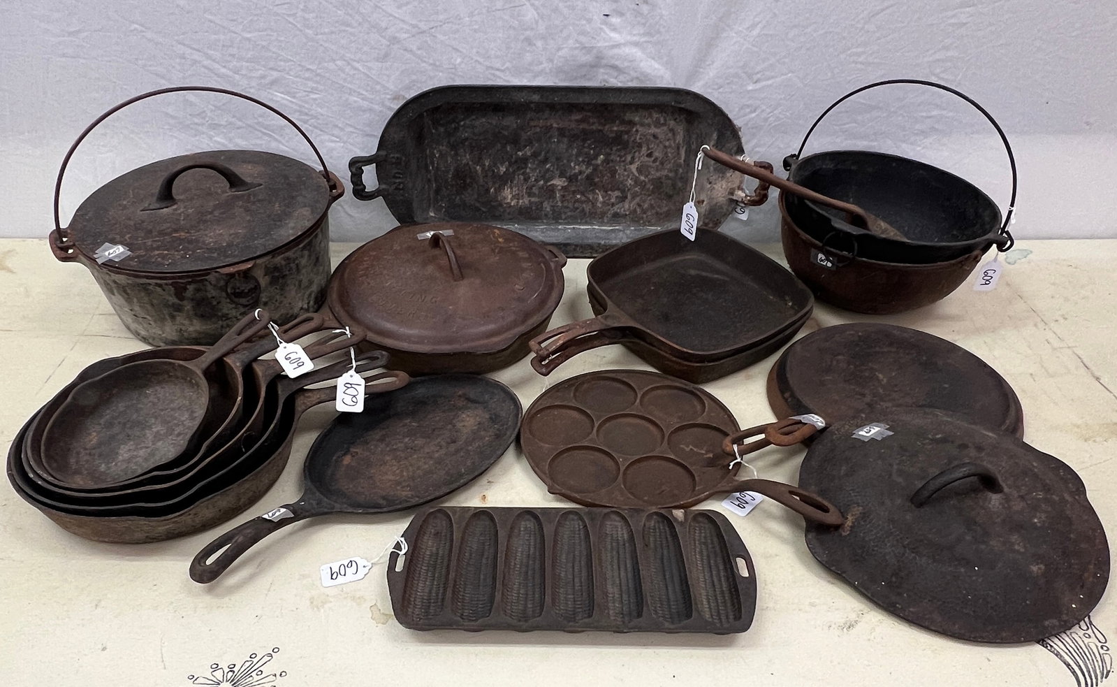 Large Group of Antique Cast Iron Cookware (1 of 13)