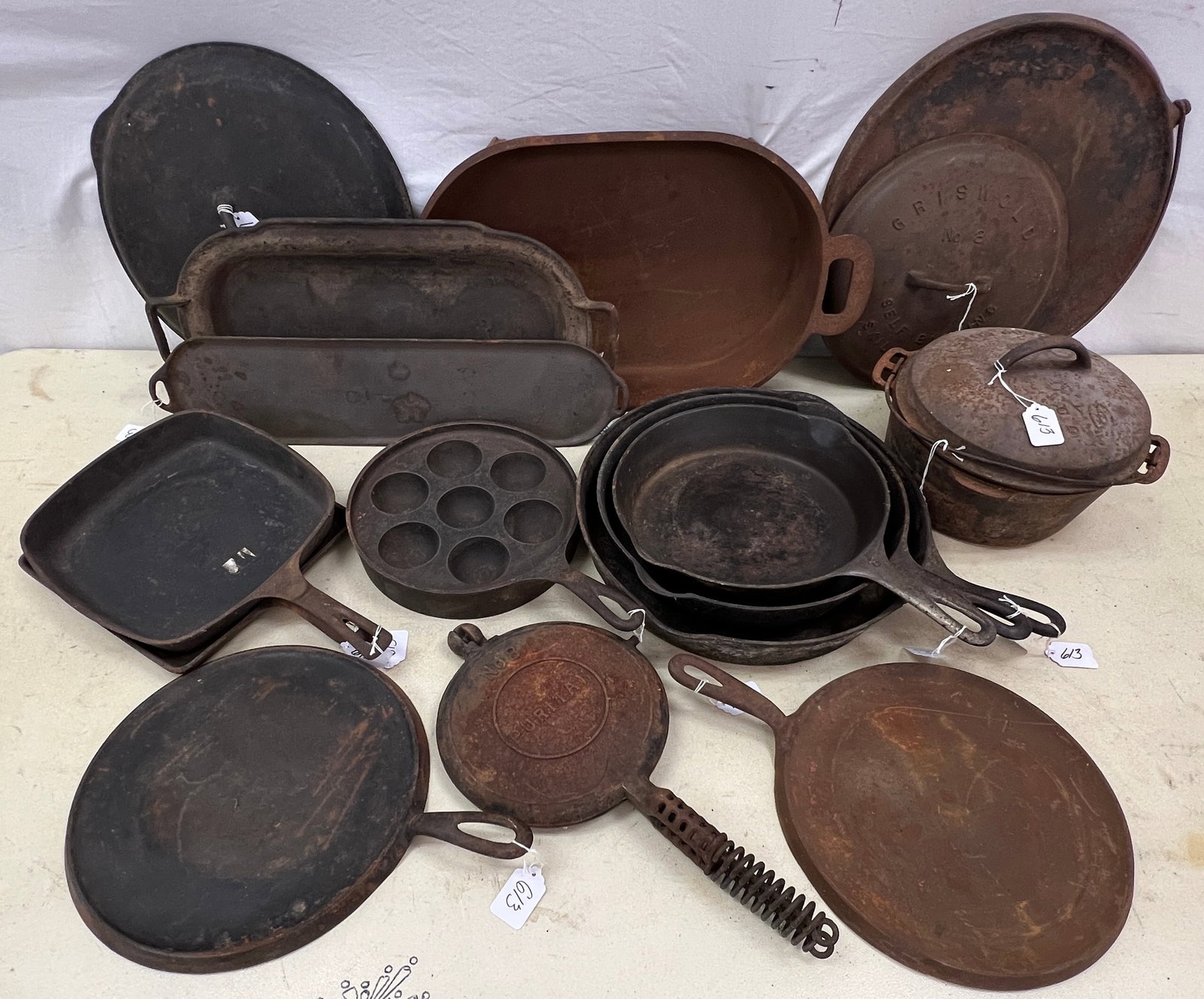 Large Group of Antique Cast Iron Cookware (1 of 11)