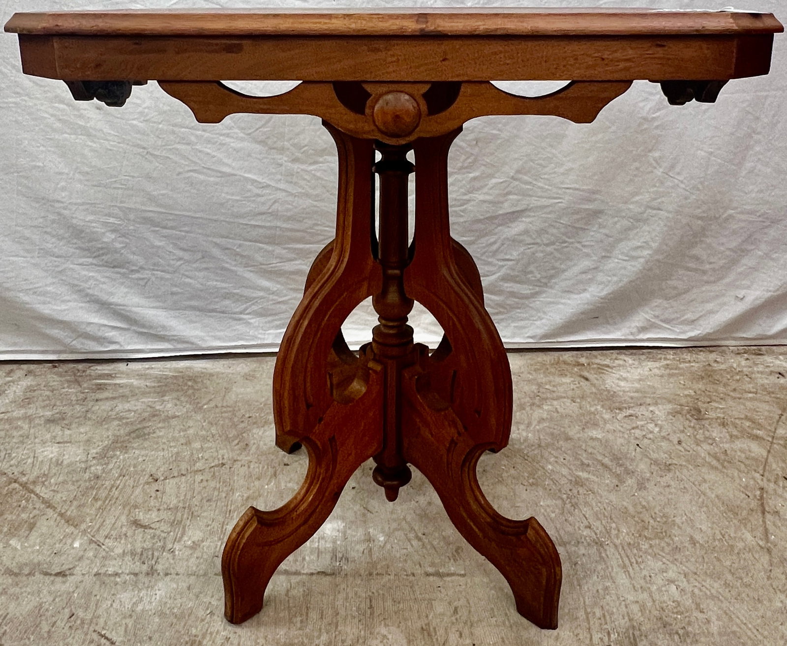 Walnut Victorian Parlor Table - 2