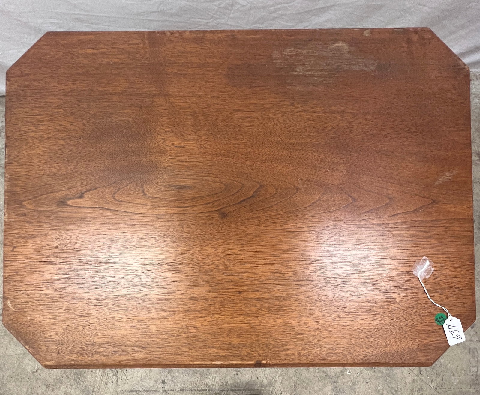 Walnut Victorian Parlor Table - 3