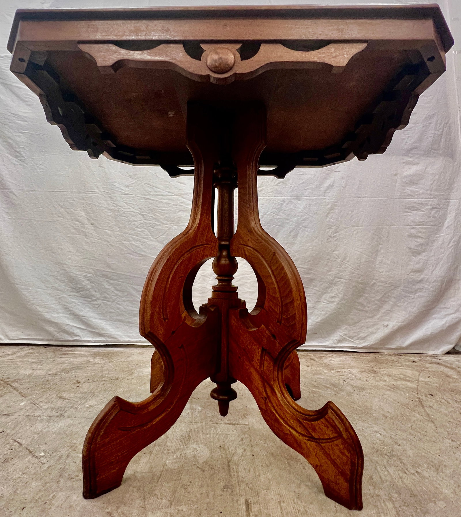 Walnut Victorian Parlor Table - 5