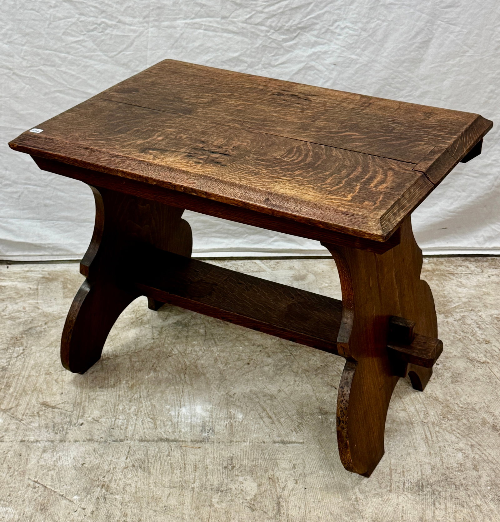 Arts and Crafts Mortise and Tennon Stool/table (1 of 6)