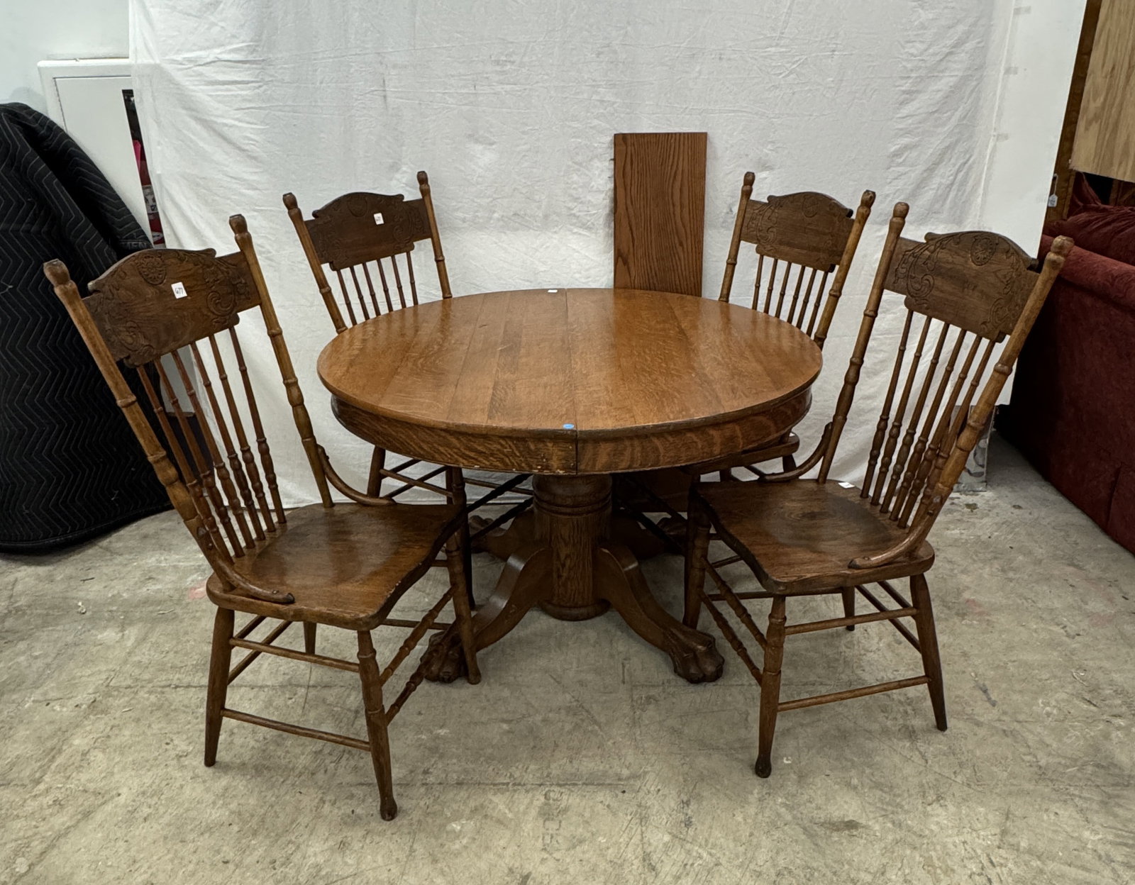 Turn of the Century Oak Table and 4 Pressback Chairs with Leaf (1 of 7)