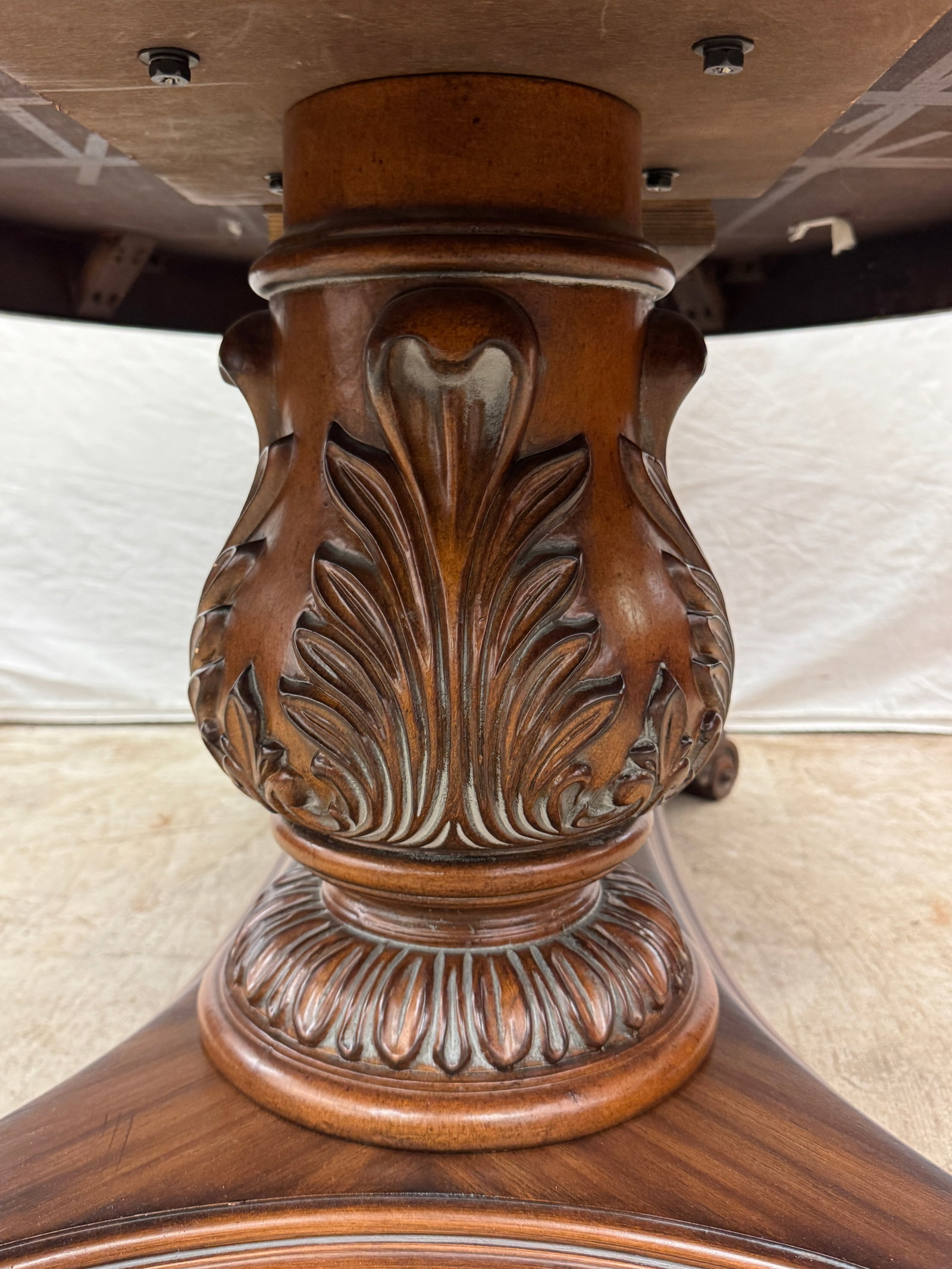 Quality Carved Double Pedastal Coffee Table - 6