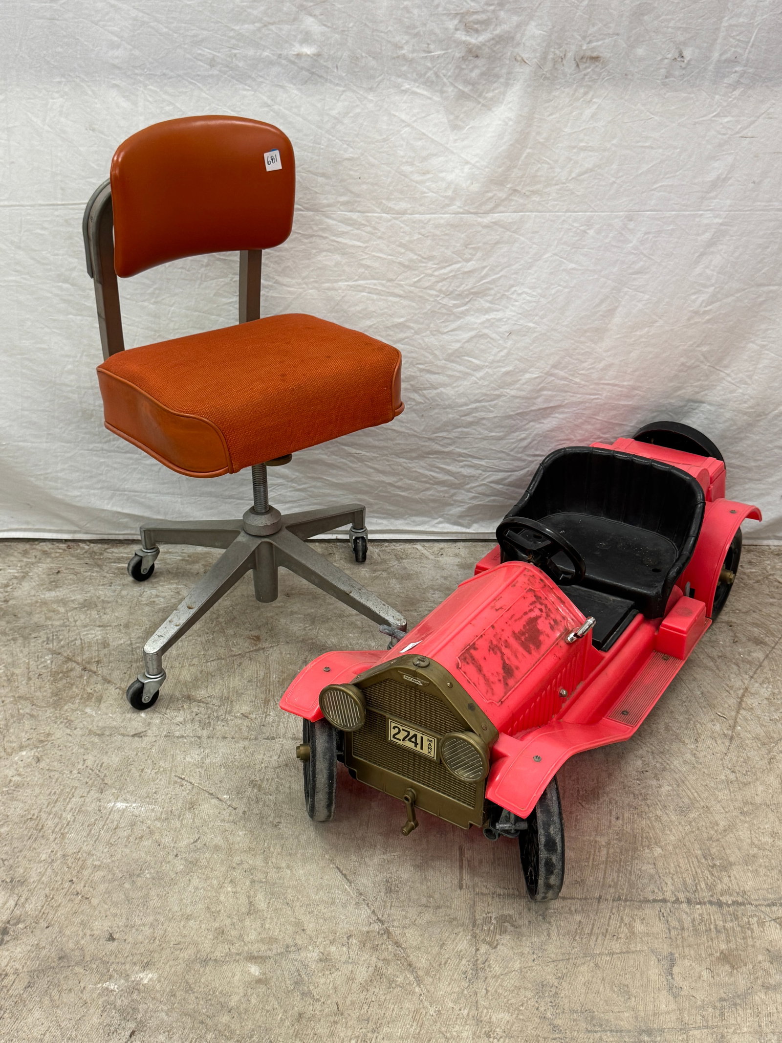 Marx Stutz Bearcat Ride On Electric Battery Car, MCM Office Chair: A Marx Toy child sized Stutz Bearcat Ride-On electric battery car with red plastic body and black wheels and steering wheel c.1960's (untested (14" tall X 40" across X 15" wide) in good condition, and